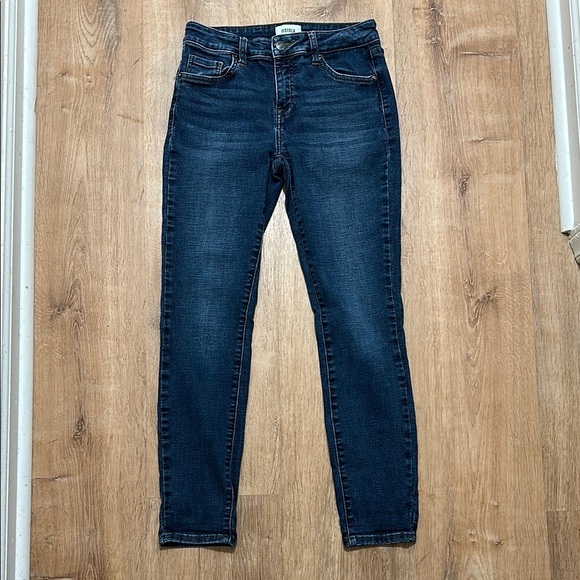 PISTOLA | Revolve Jeans Skinny Ankle Jeans - Picture 2 of 5